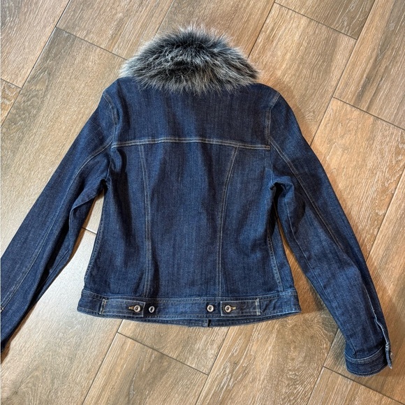 I.N.C. Denim jacket  with faux fur removable collar size small - Picture 6 of 11